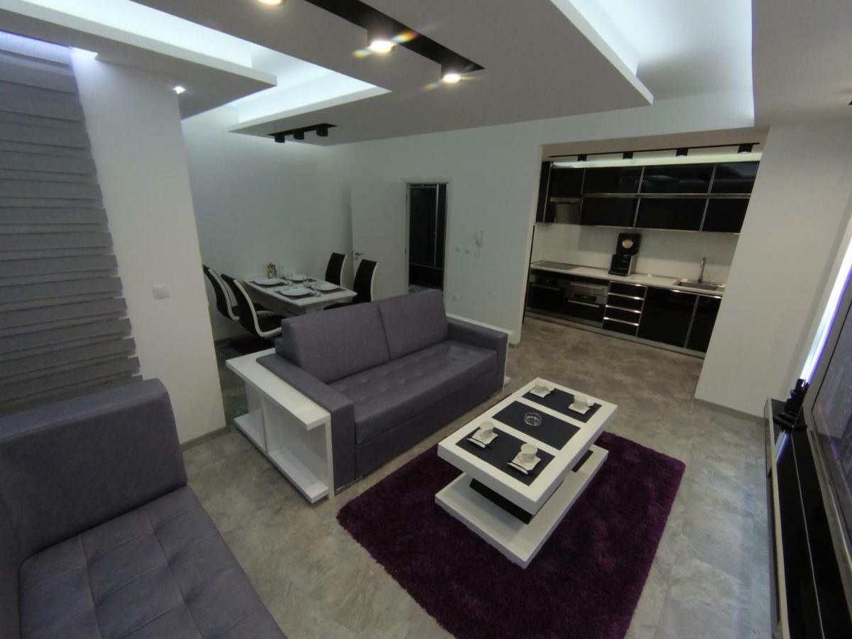 Grey Apartment Ni 外观 照片